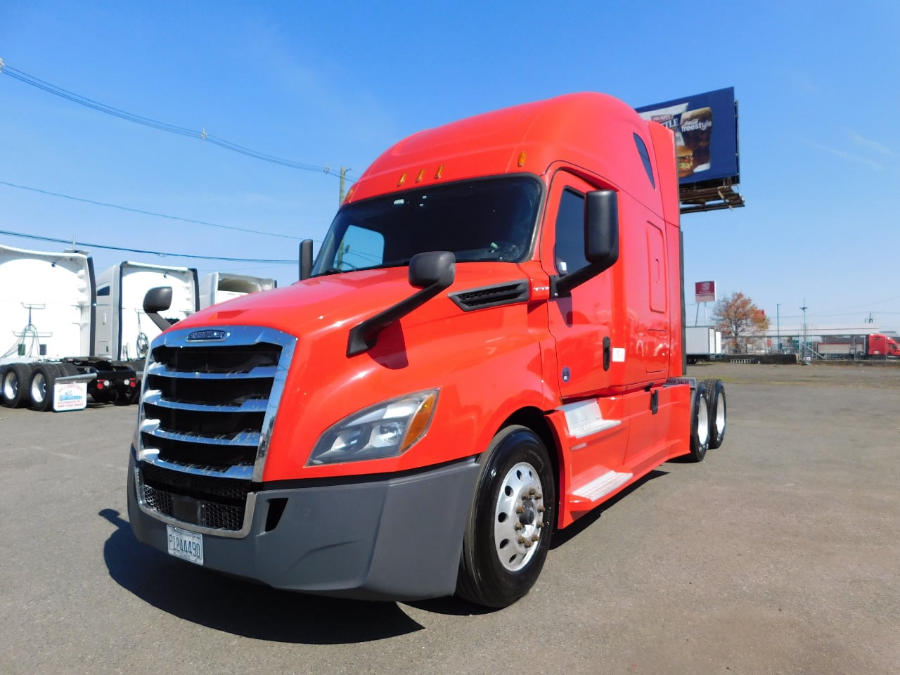 2020 FREIGHTLINER CASCADIA Tandem Axle Sleeper #1 2020 FREIGHTLINER CASCADIA Tandem Axle Sleeper #1